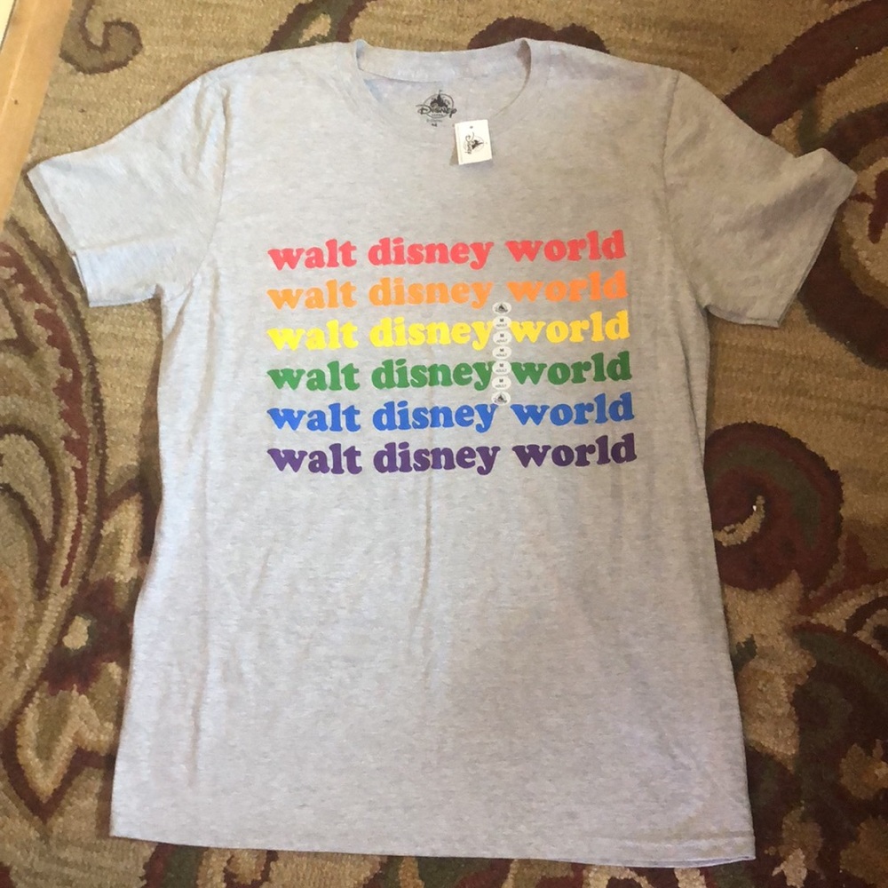 DISNEY Parks Size Medium Rainbow WALT DISNEY WORLD Cotton/Poly Authentic NEW